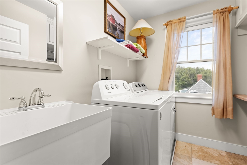 33 Ocean Side Dr., Scituate