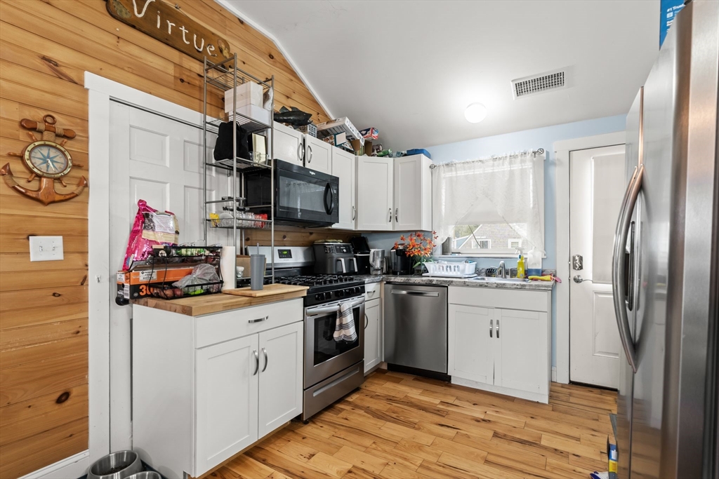 33 Ocean Side Dr., Scituate