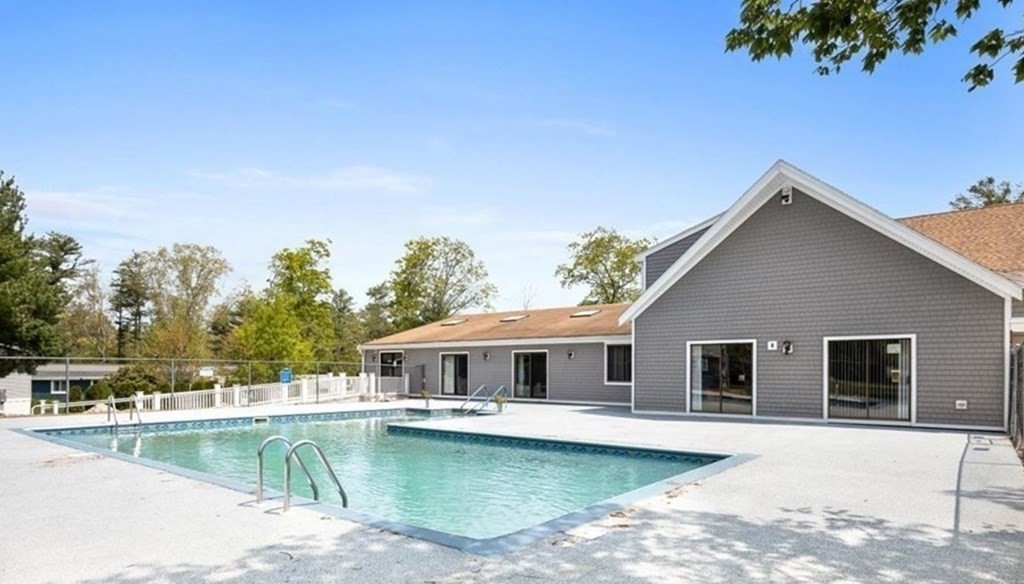 48-6 South Meadow Village