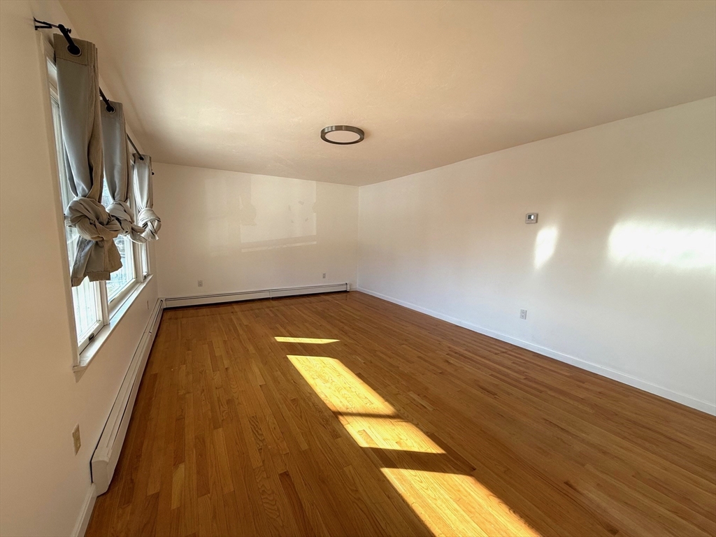 36 Chestnut Ave