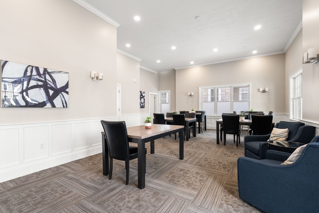 320 Middlesex Ave # A207