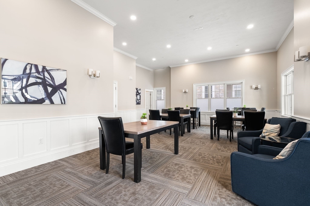 320 Middlesex Ave # A207