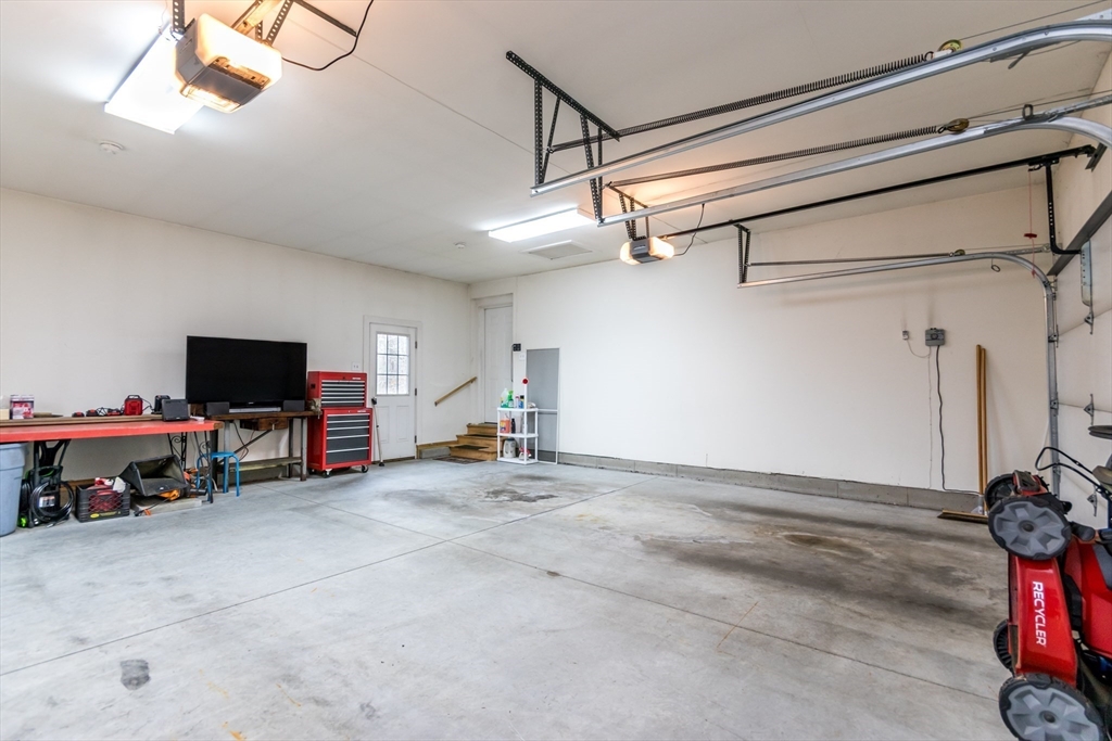 98 Leland Rd