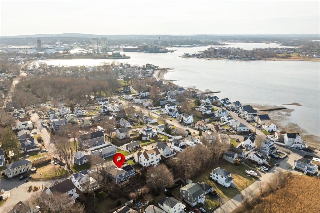 81 Wessagussett Rd