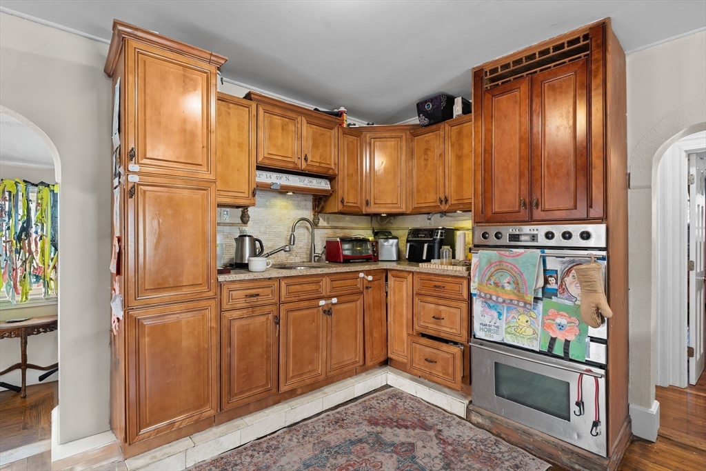 81 Wessagussett Rd
