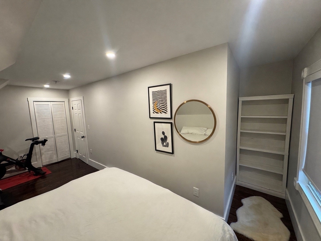 38 Pinckney St # 3