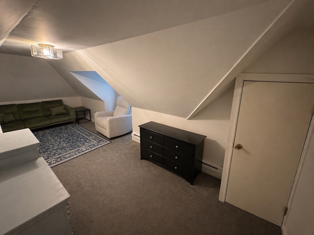 38 Pinckney St # 3
