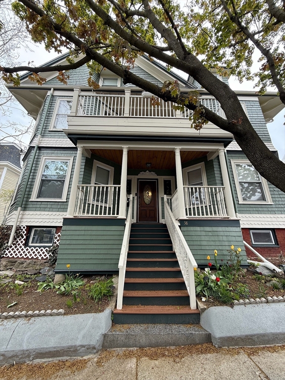 38 Pinckney St # 3