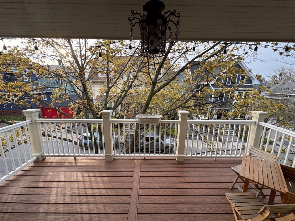 38 Pinckney St # 3