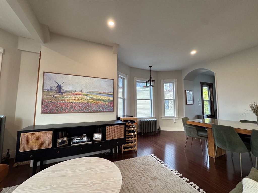 38 Pinckney St # 3