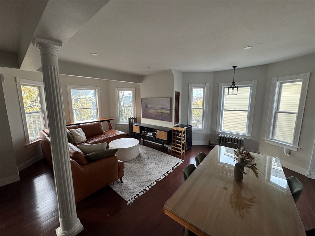 38 Pinckney St # 3
