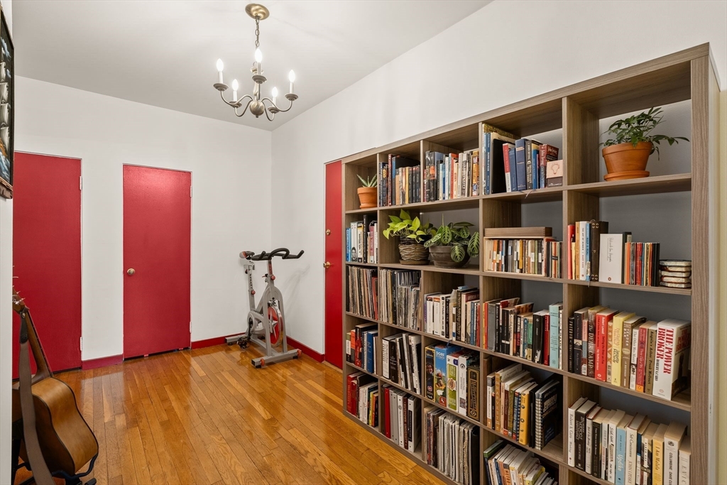 1408 Commonwealth Ave # 11 Unit: 8-11