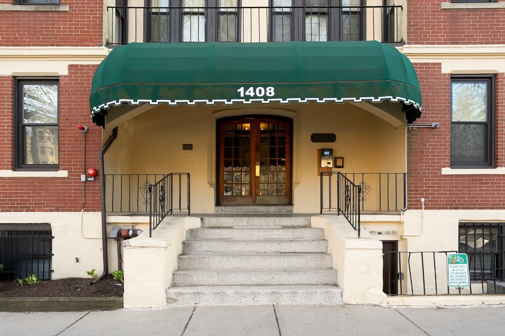 1408 Commonwealth Ave # 11 Unit: 8-11