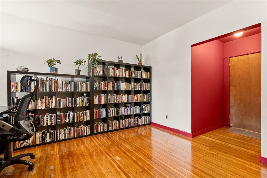 1408 Commonwealth Ave # 11 Unit: 8-11