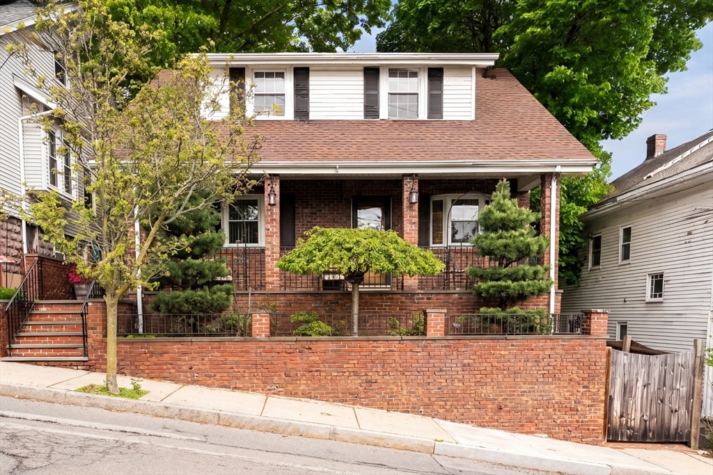 21 Fells Ave