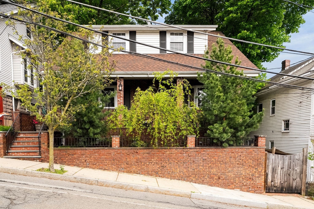 21 Fells Ave