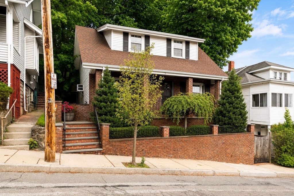 21 Fells Ave