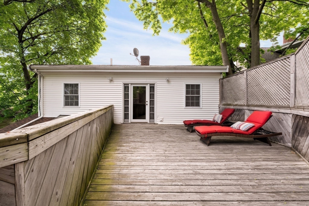 21 Fells Ave