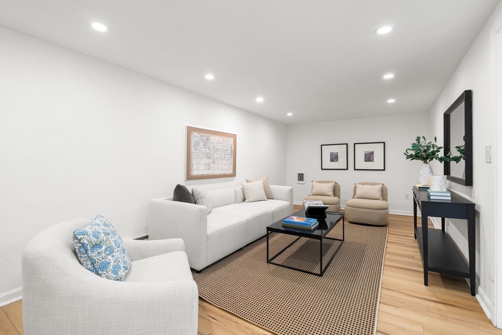 19 Arboretum Rd