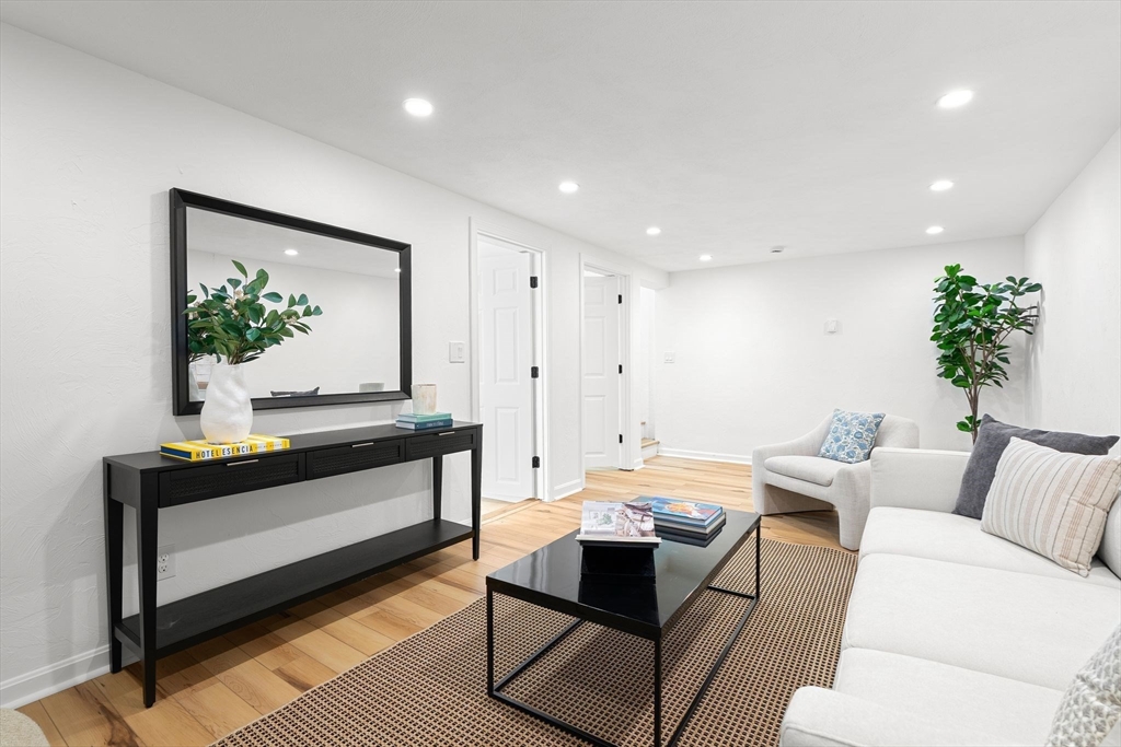 19 Arboretum Rd