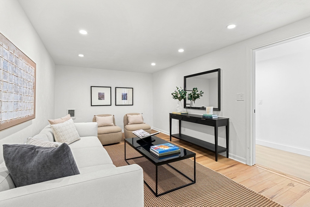 19 Arboretum Rd