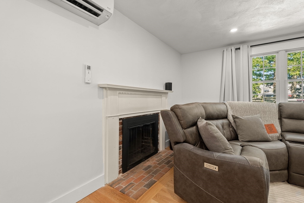 27 Frank Baker Rd