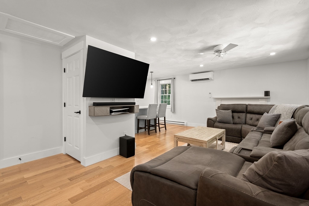 27 Frank Baker Rd