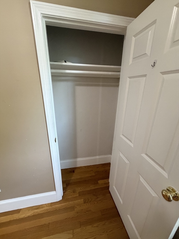 32 Warren St # 1