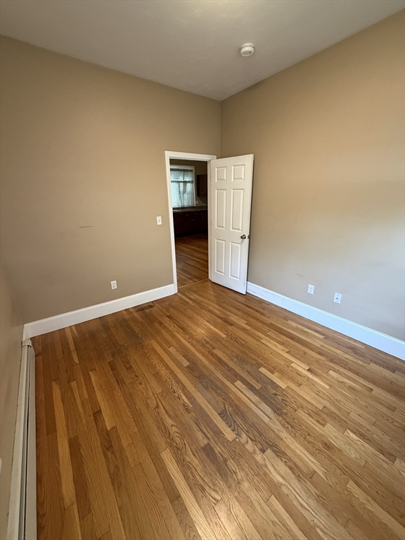 32 Warren St # 1