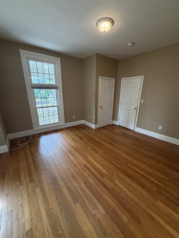 32 Warren St # 1