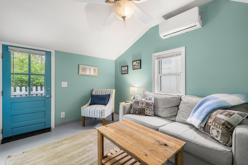 13 Woodland Cir # 2