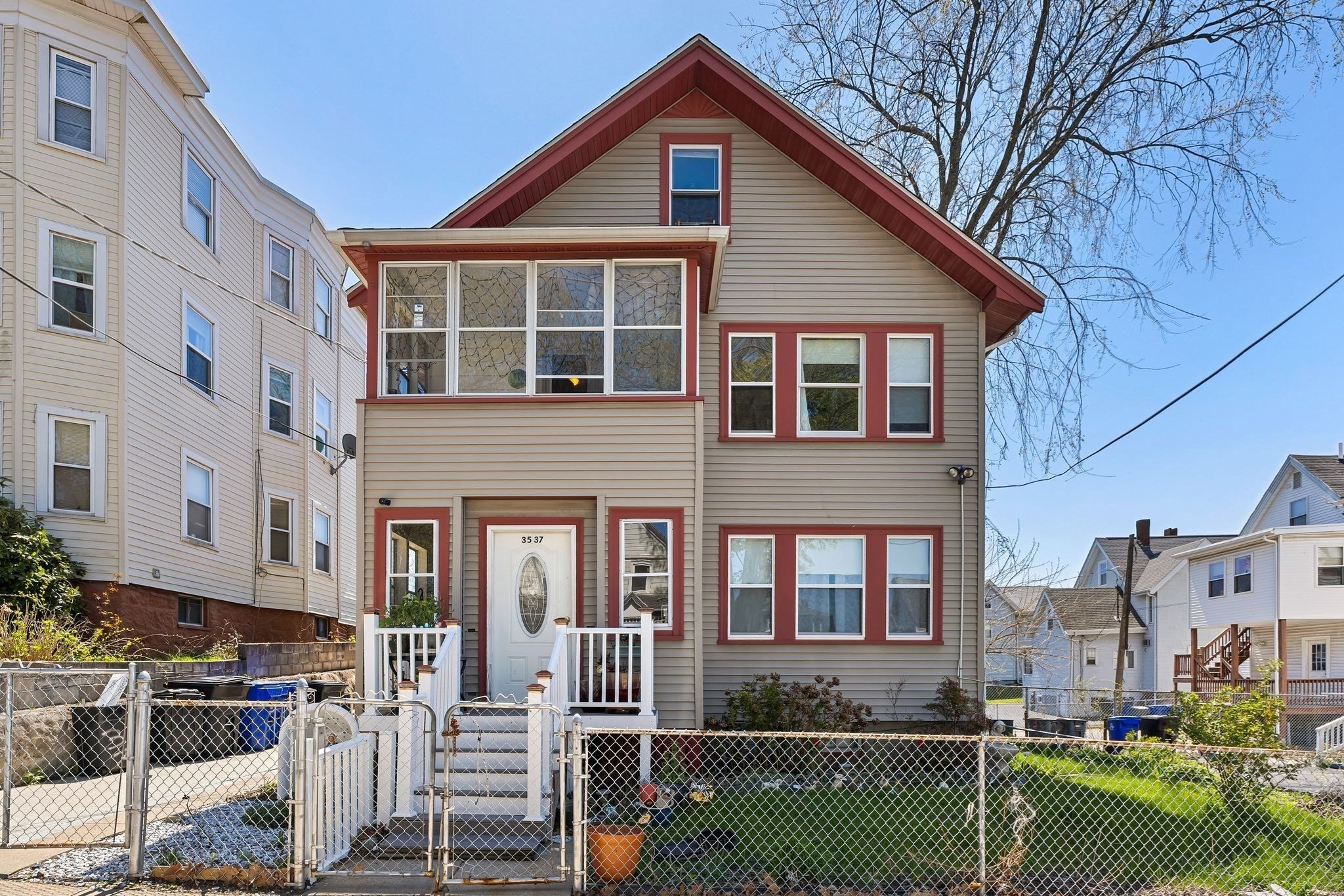 35-37 Westminster St