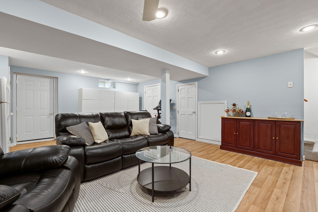 12 Enwright Way