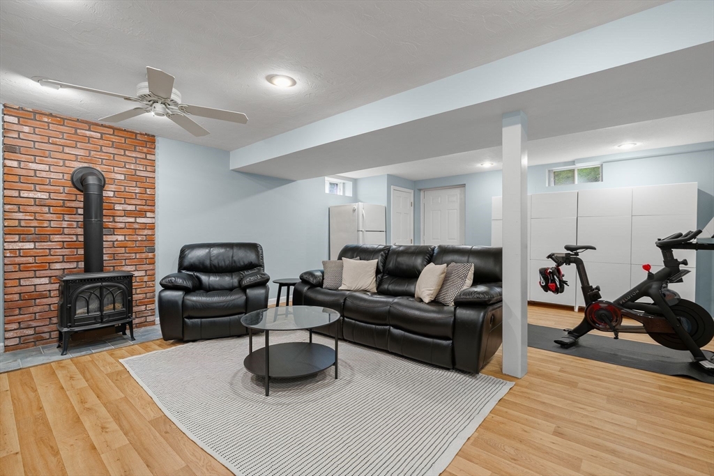 12 Enwright Way
