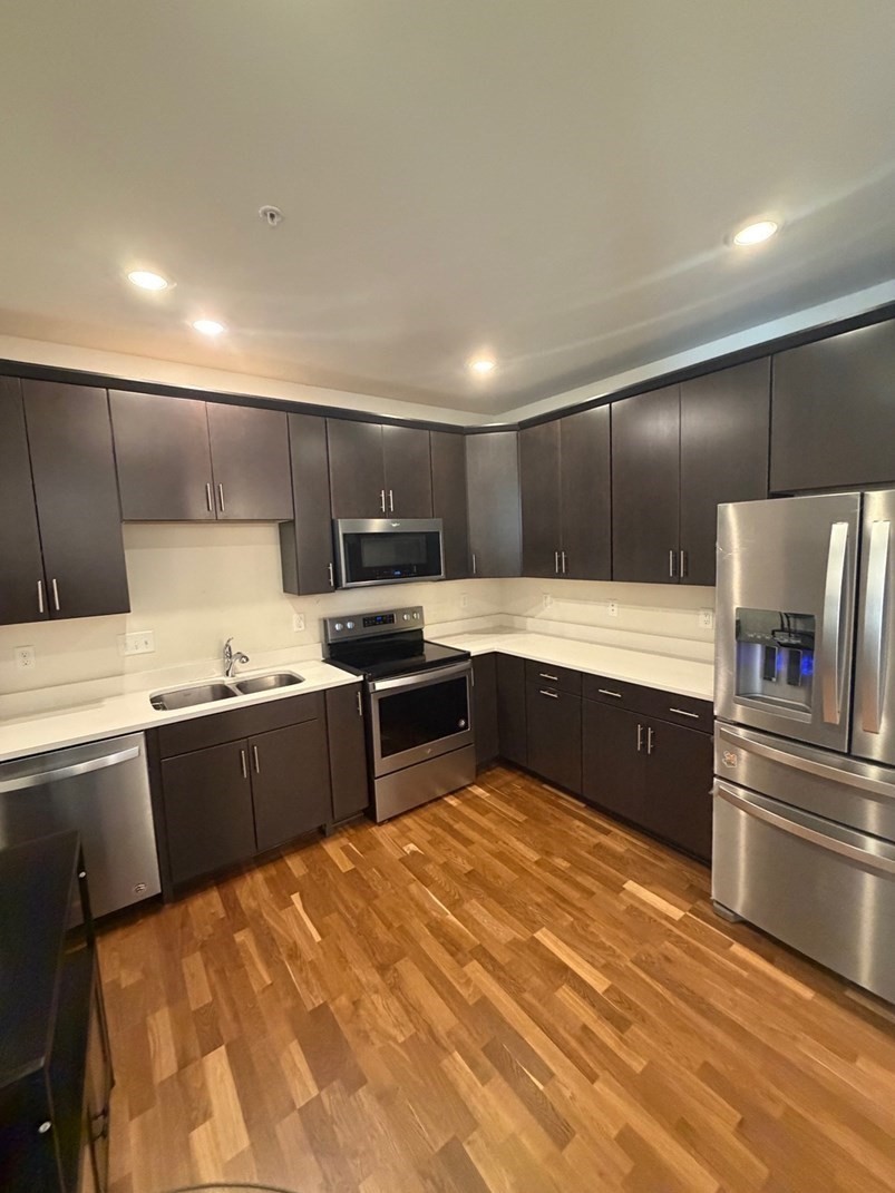 70 Trotter Rd # 306