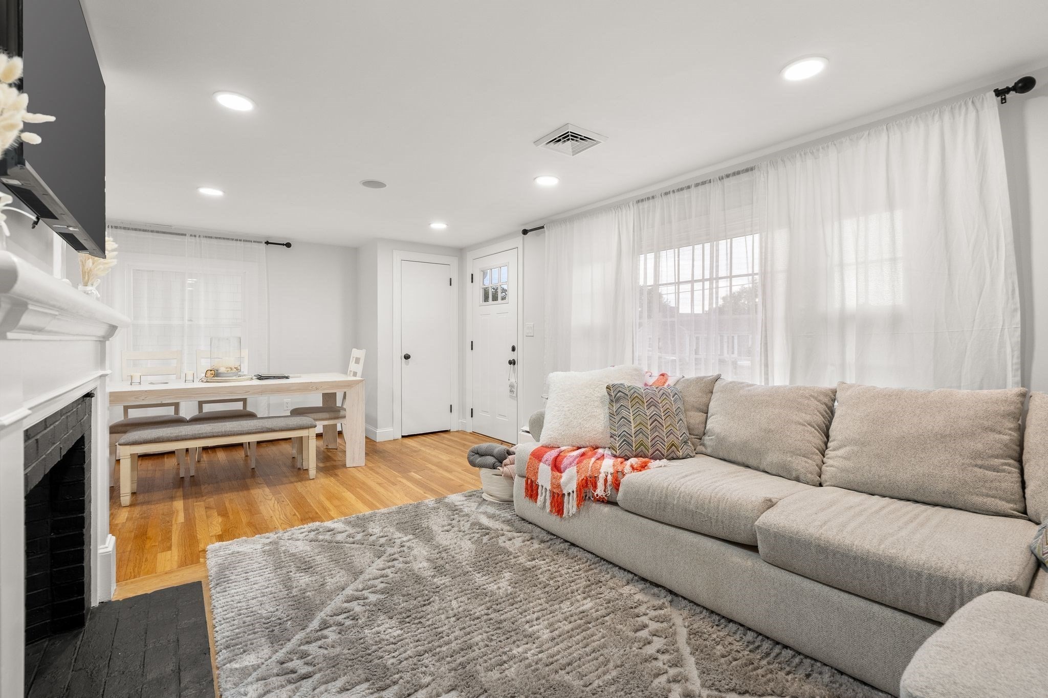 21 Hazelmoor Rd