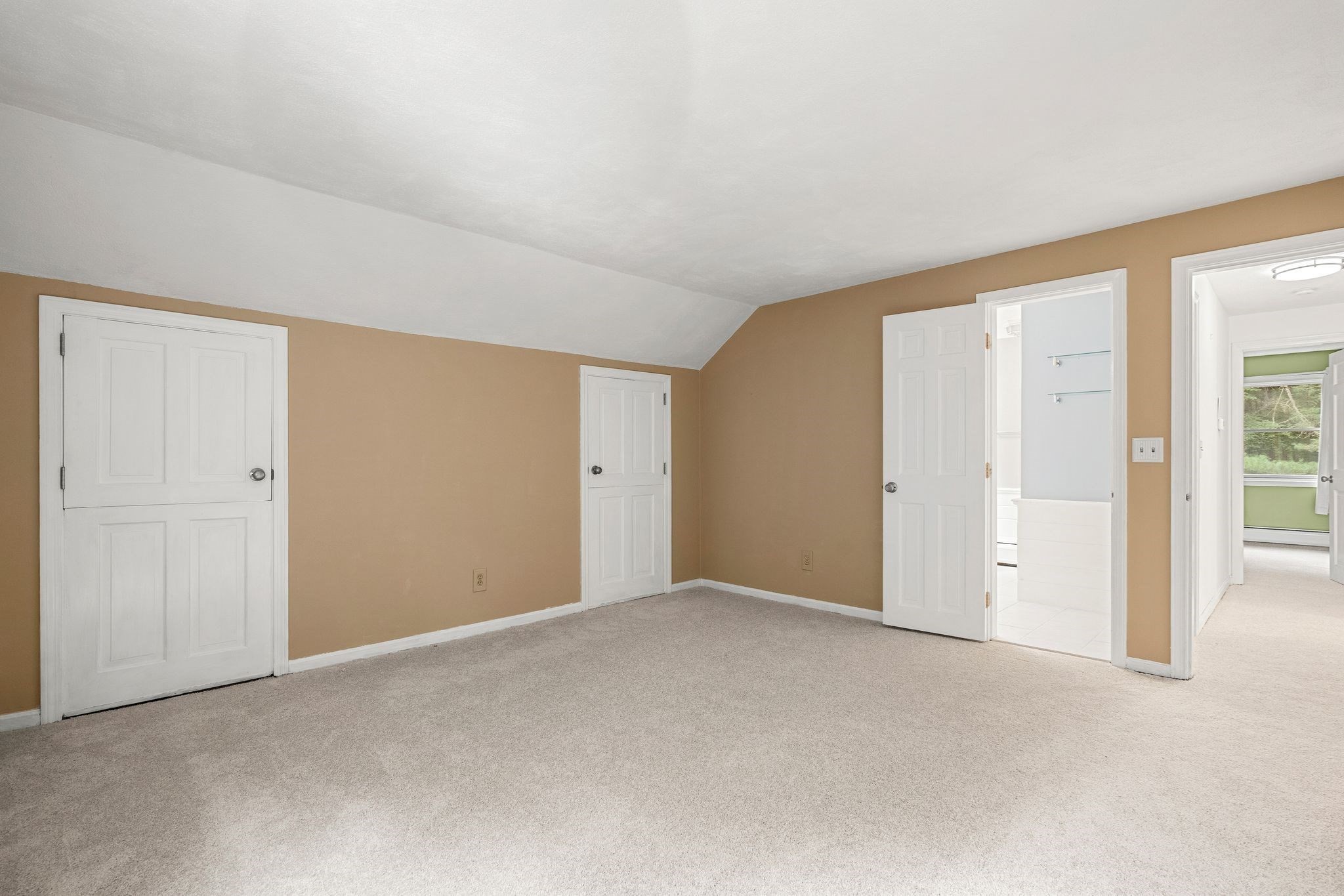 1 Nottingham Dr