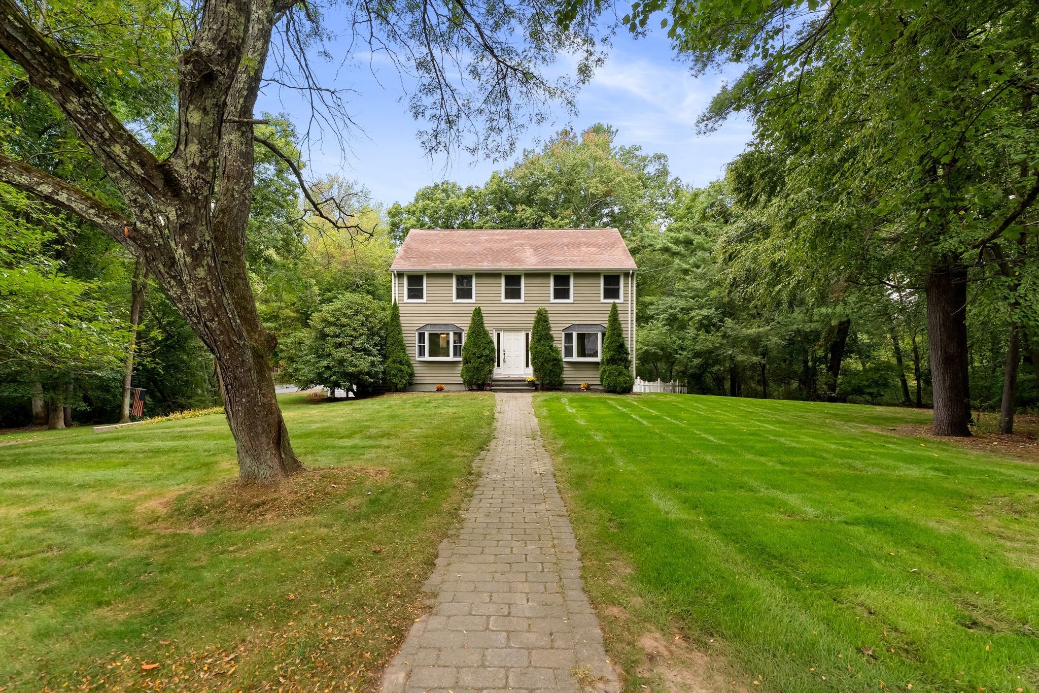 1 Nottingham Dr