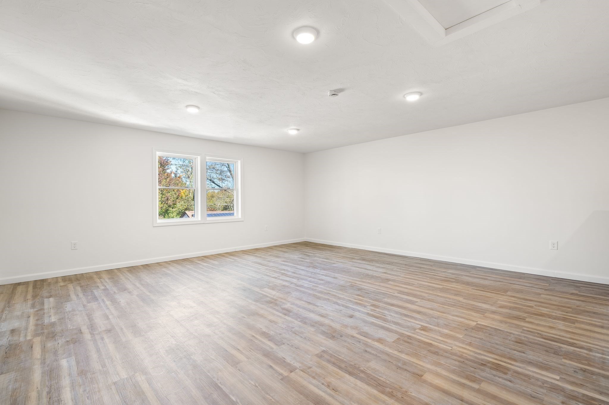 488 Elm St