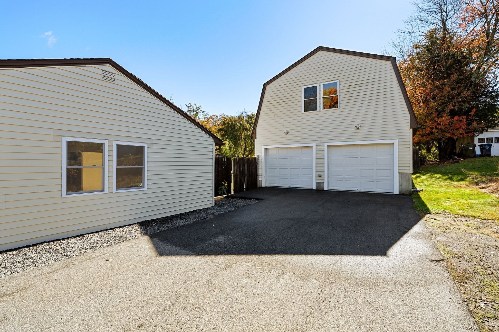 488 Elm St