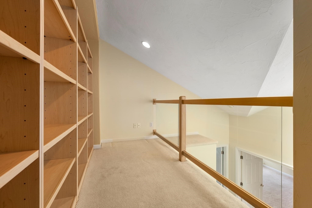 453 Captain Eames Circle # 453
