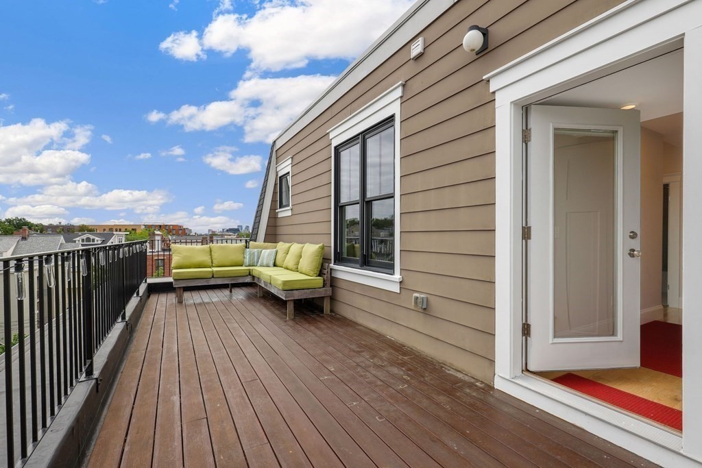 593 Somerville Unit: 6