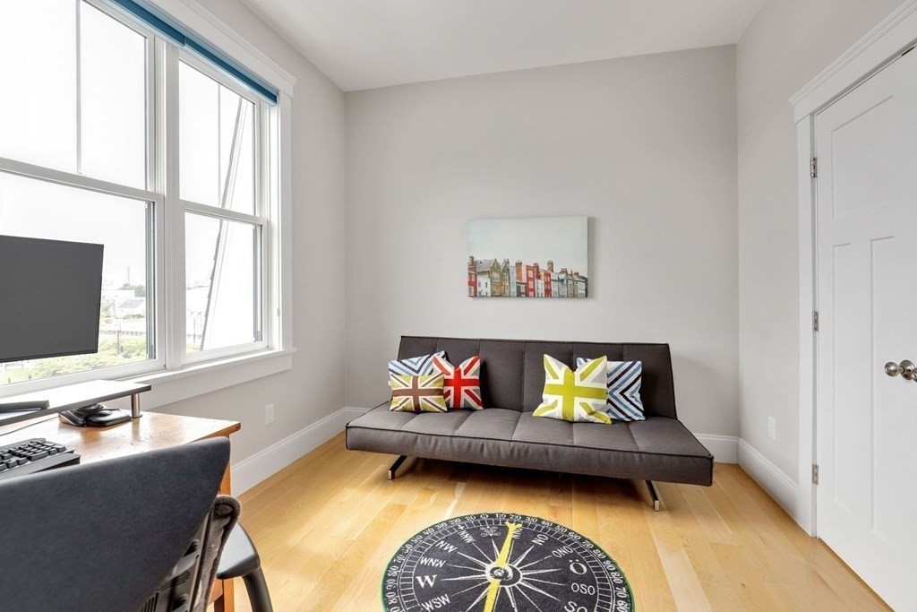 593 Somerville Unit: 6
