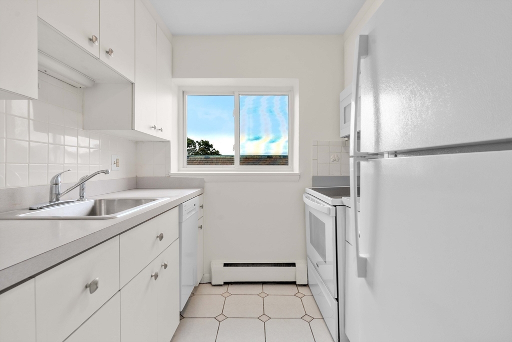 425 South Huntington Ave # 14