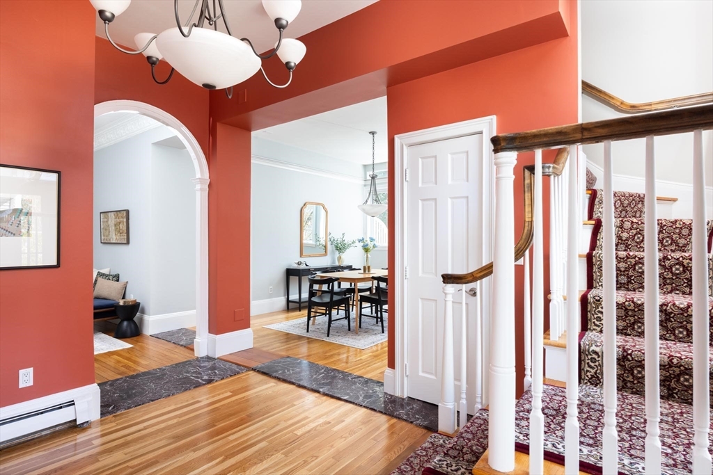 337 Harvard St # 3 Unit: #3