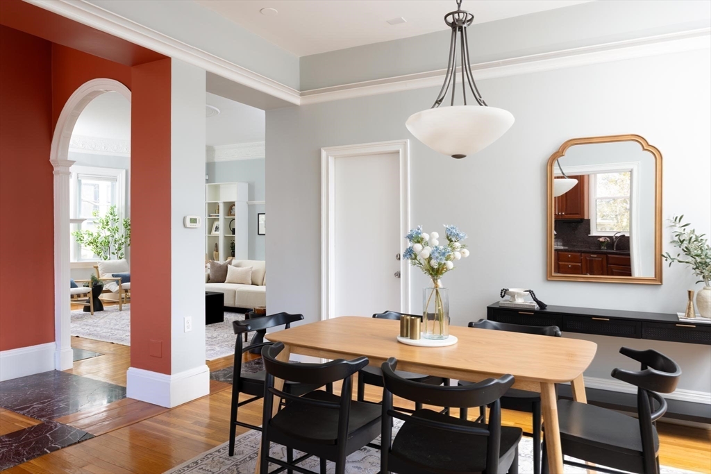 337 Harvard St # 3 Unit: #3