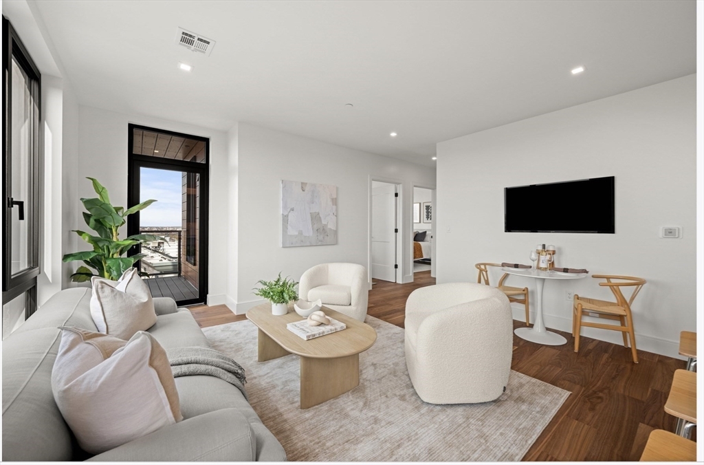 1515 Commonwealth Ave # 506
