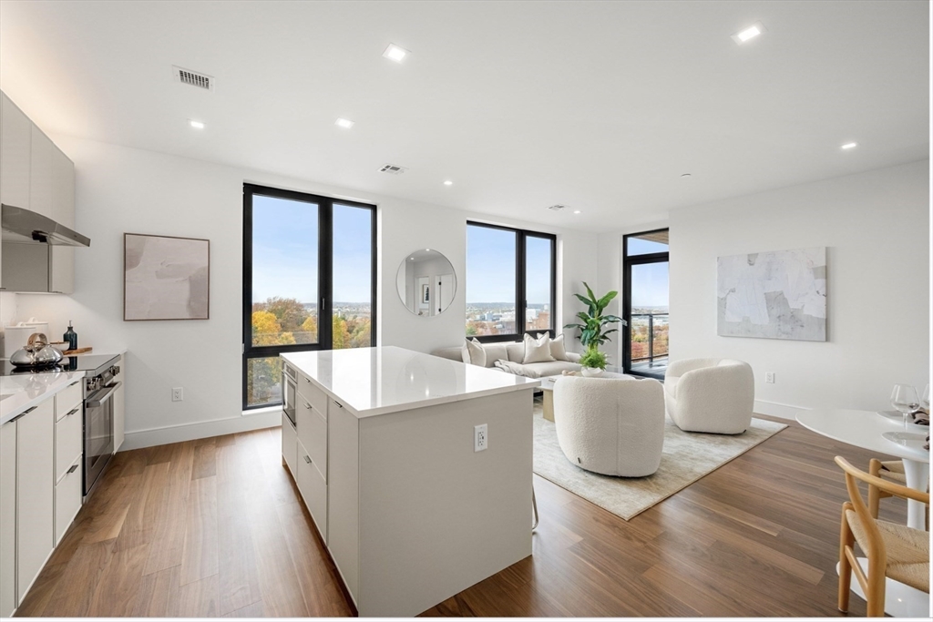 1515 Commonwealth Ave # 506