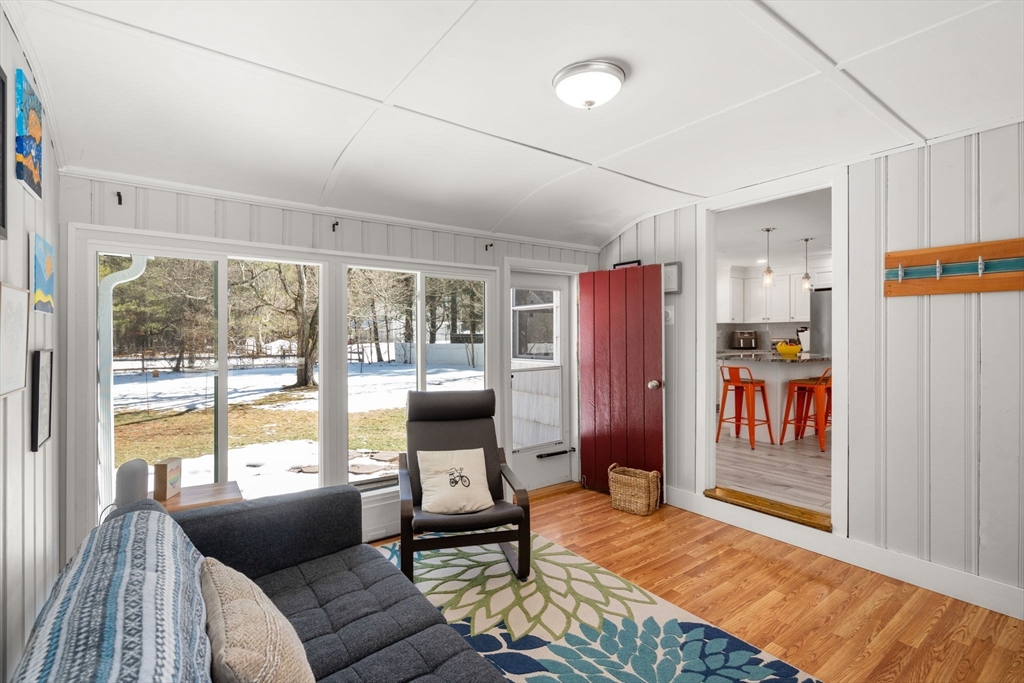 92 Seekonk St