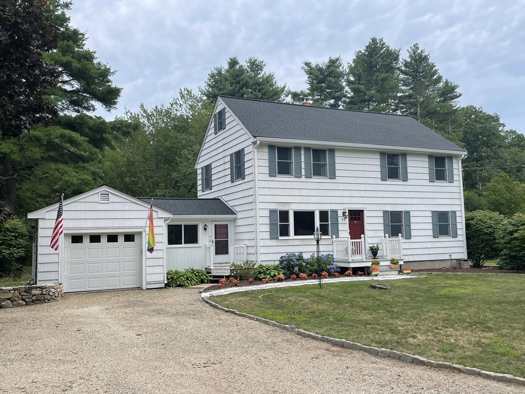 92 Seekonk St